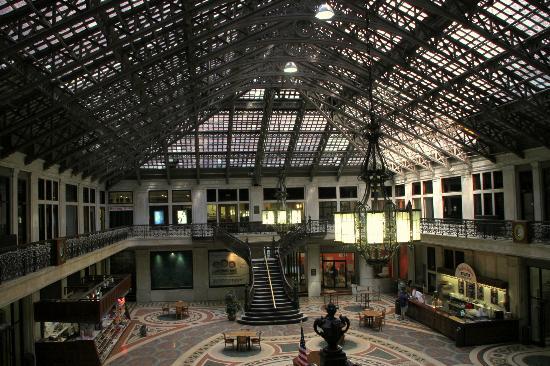 Ellicott Square Building